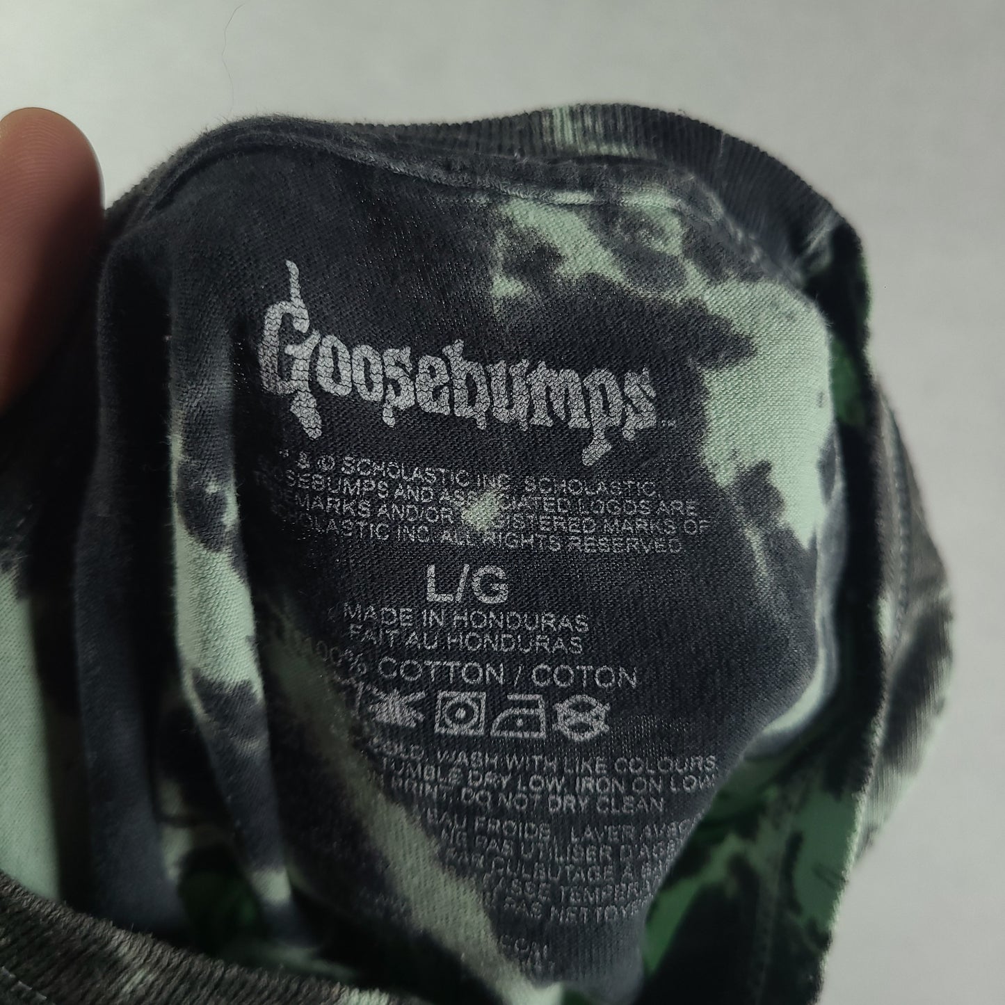 Goosebumps Shirt Werewolf Fever Swamp Size L Grey Short Sleeve Graphic Tee
