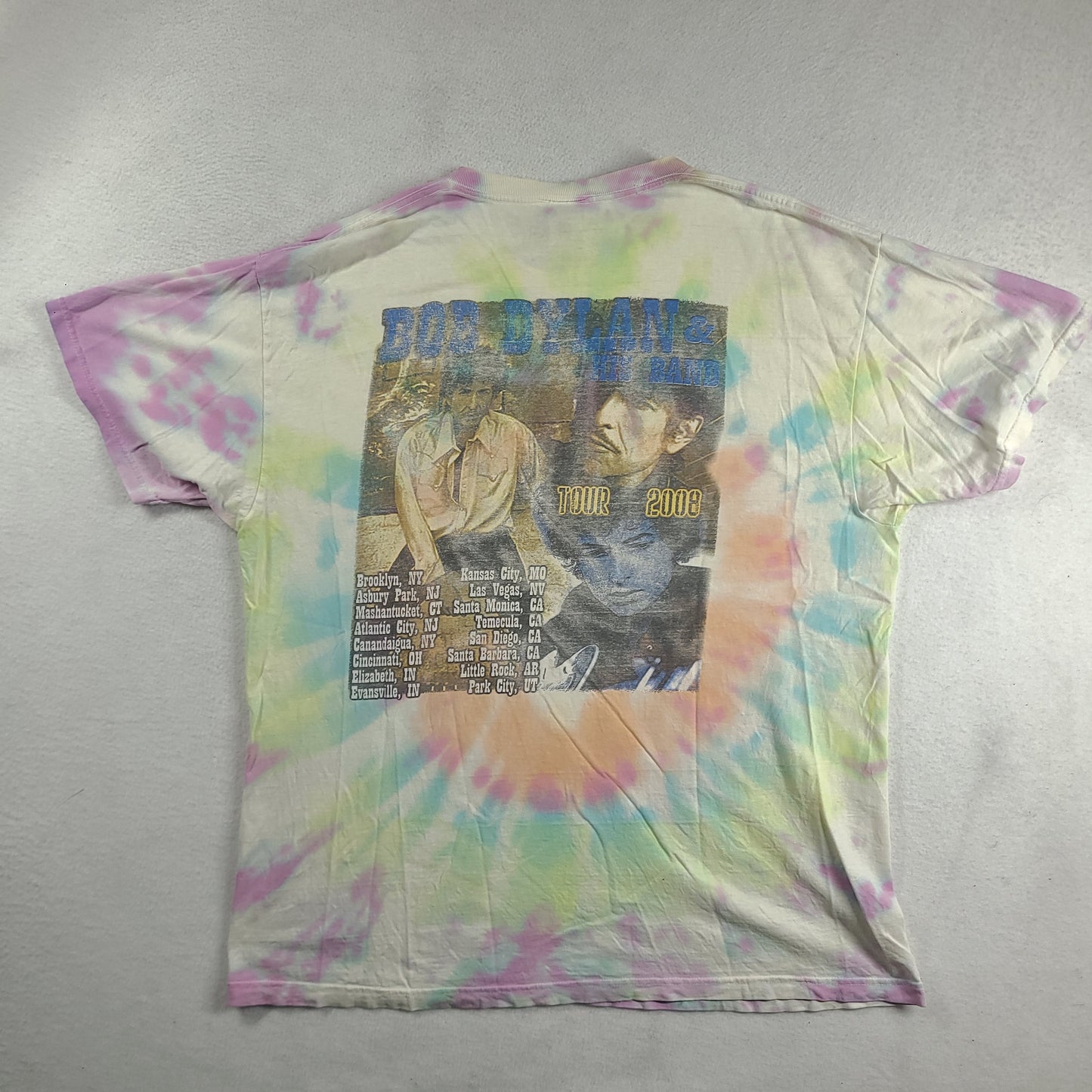 Bob Dylan Shirt Size XL Fruit of the Loom 2008 Tour Short Sleeve Graphic Tee Adult Casual
