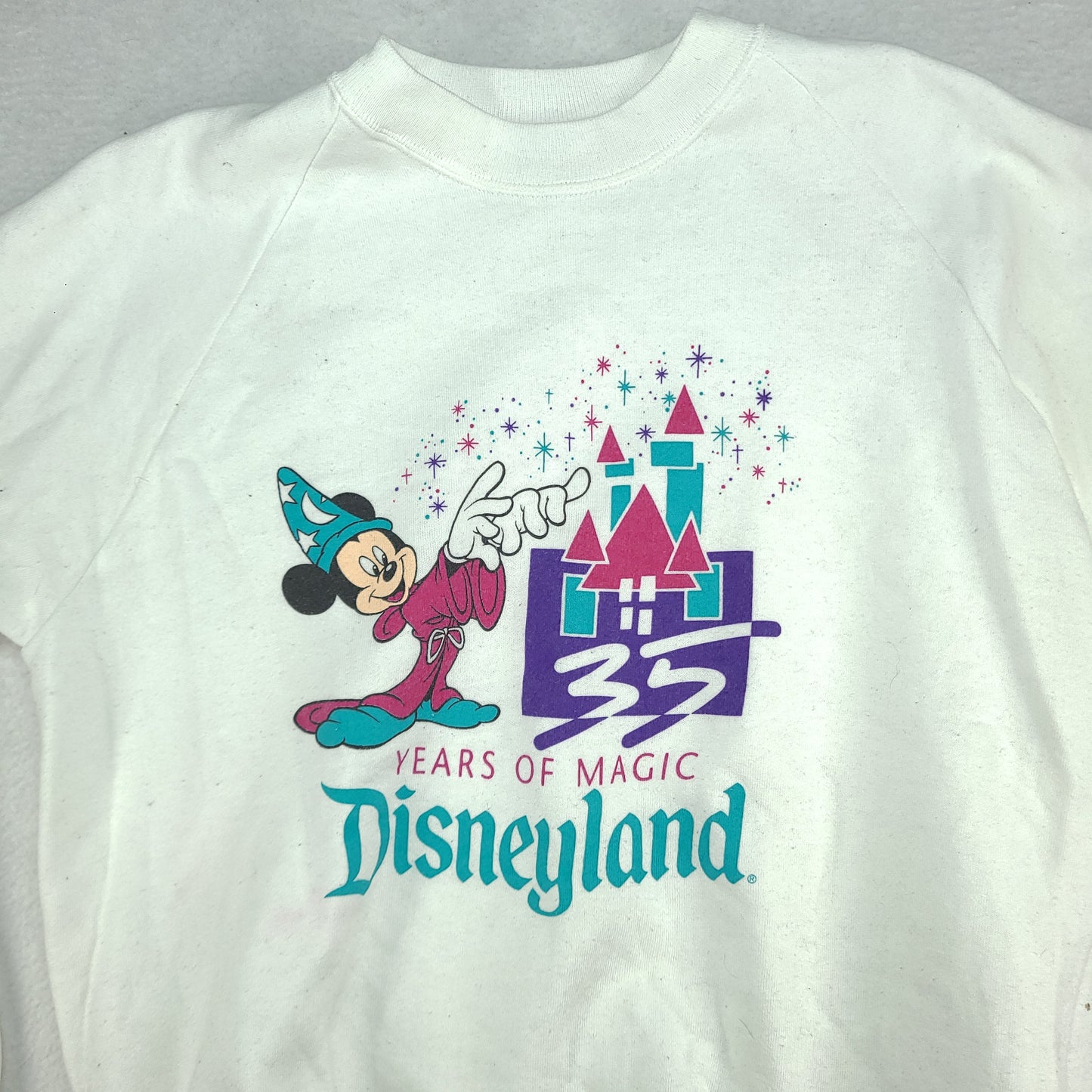 Vintage Disneyland Jumper Crewneck White Pullover Size XL Made in USA 35 Years of Magic