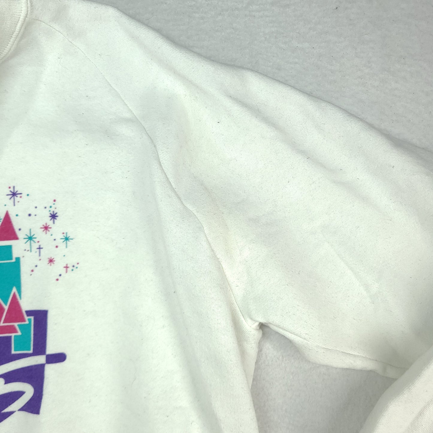 Vintage Disneyland Jumper Crewneck White Pullover Size XL Made in USA 35 Years of Magic