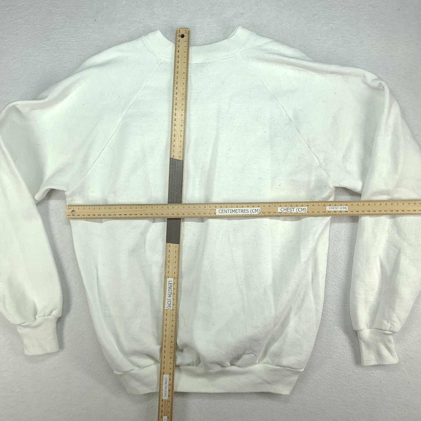 Vintage Disneyland Jumper Crewneck White Pullover Size XL Made in USA 35 Years of Magic