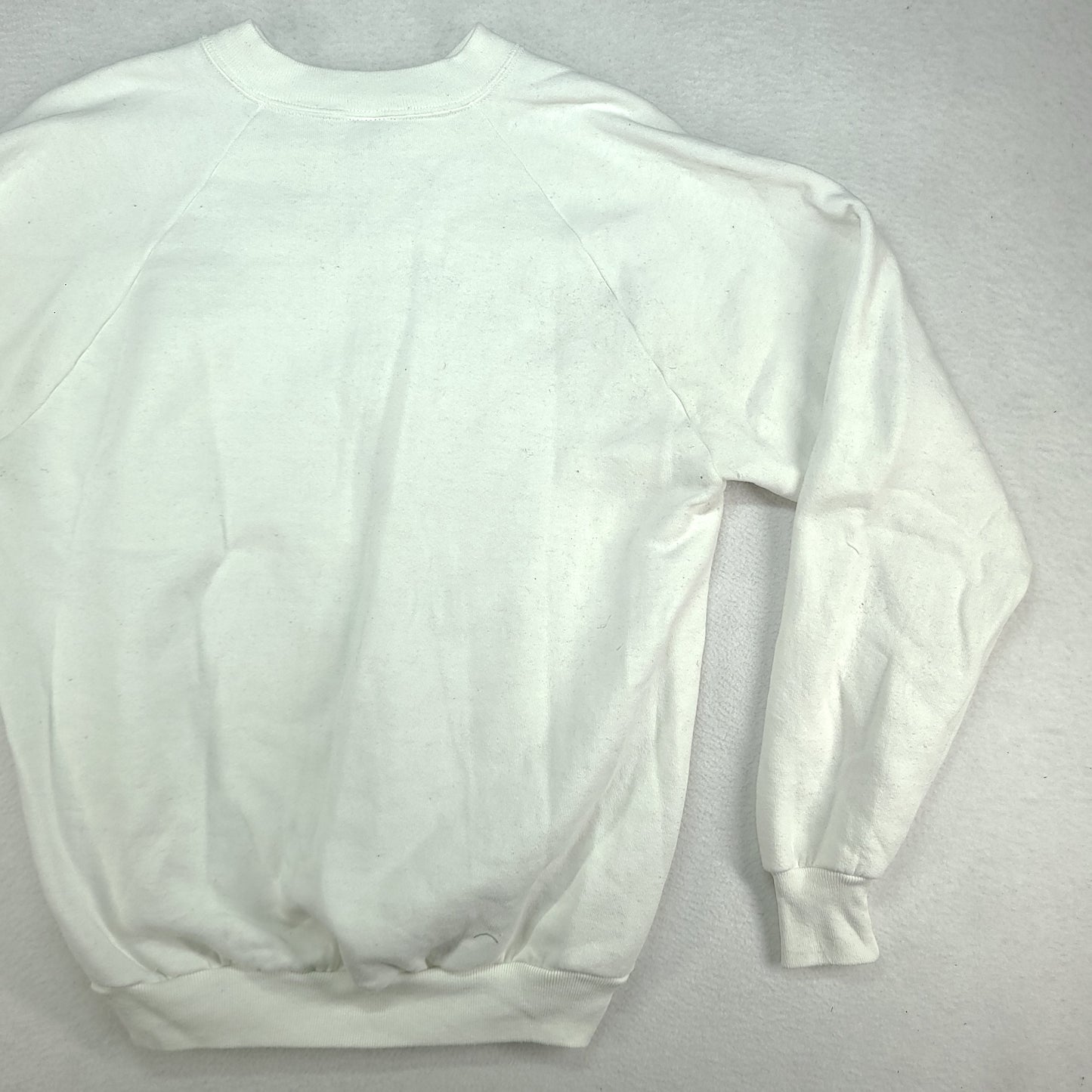 Vintage Disneyland Jumper Crewneck White Pullover Size XL Made in USA 35 Years of Magic