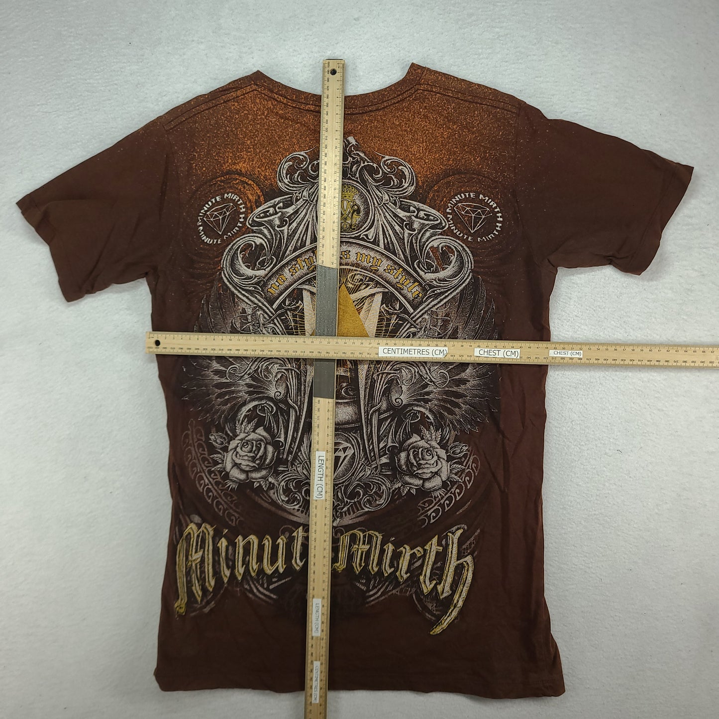 Minute Mirth Shirt Brown Y2K Short Sleeve Graphic Tee Size L Adult