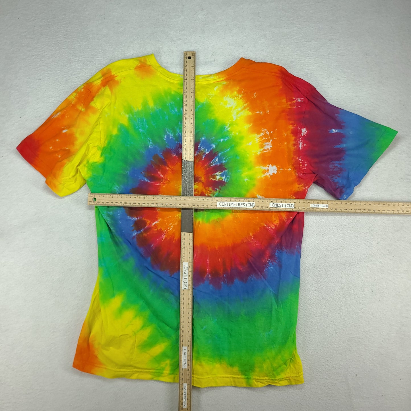 M&Ms Shirt Tie Dye Chocolate Short Sleeve Graphic Tee Size L Yellow Green Blue
