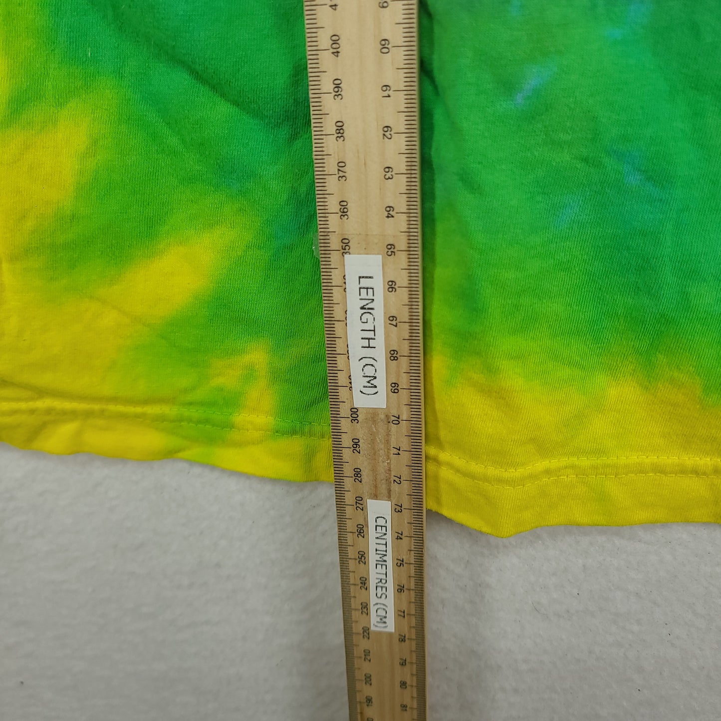 M&Ms Shirt Tie Dye Chocolate Short Sleeve Graphic Tee Size L Yellow Green Blue
