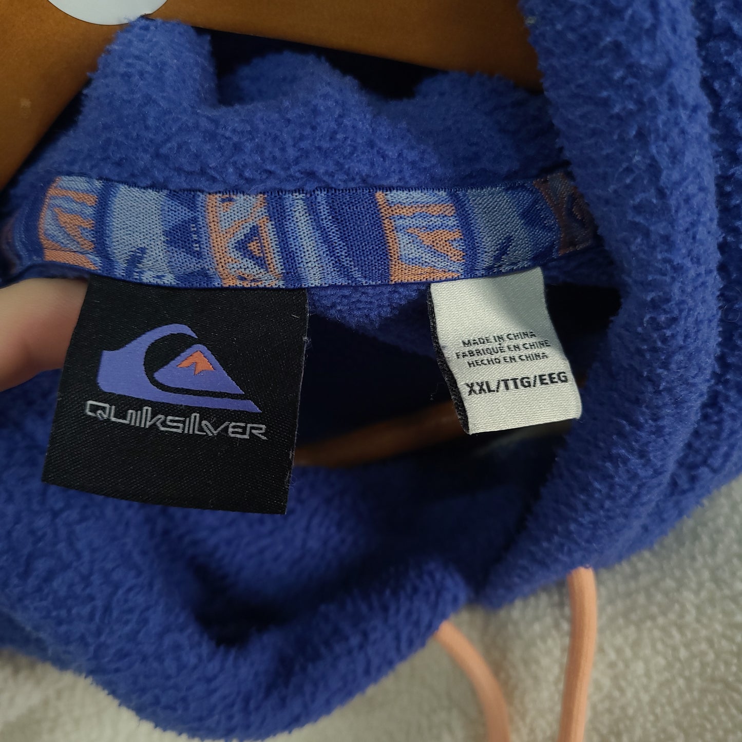 Quiksilver Hoodie Jumper Size 2XL Blue White Fleece Pullover Adult