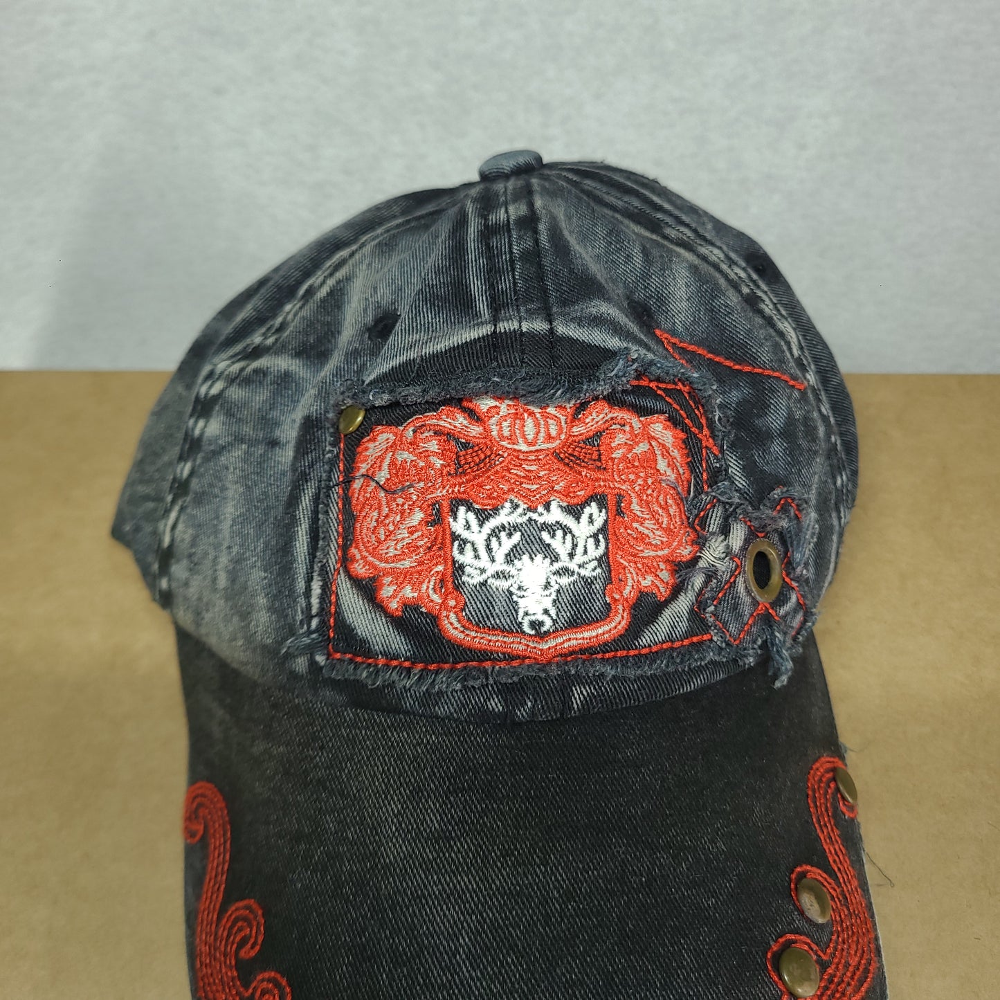 Vintage Y2K Hat Hunting Grunge Grey Elk Logo Adult Faded