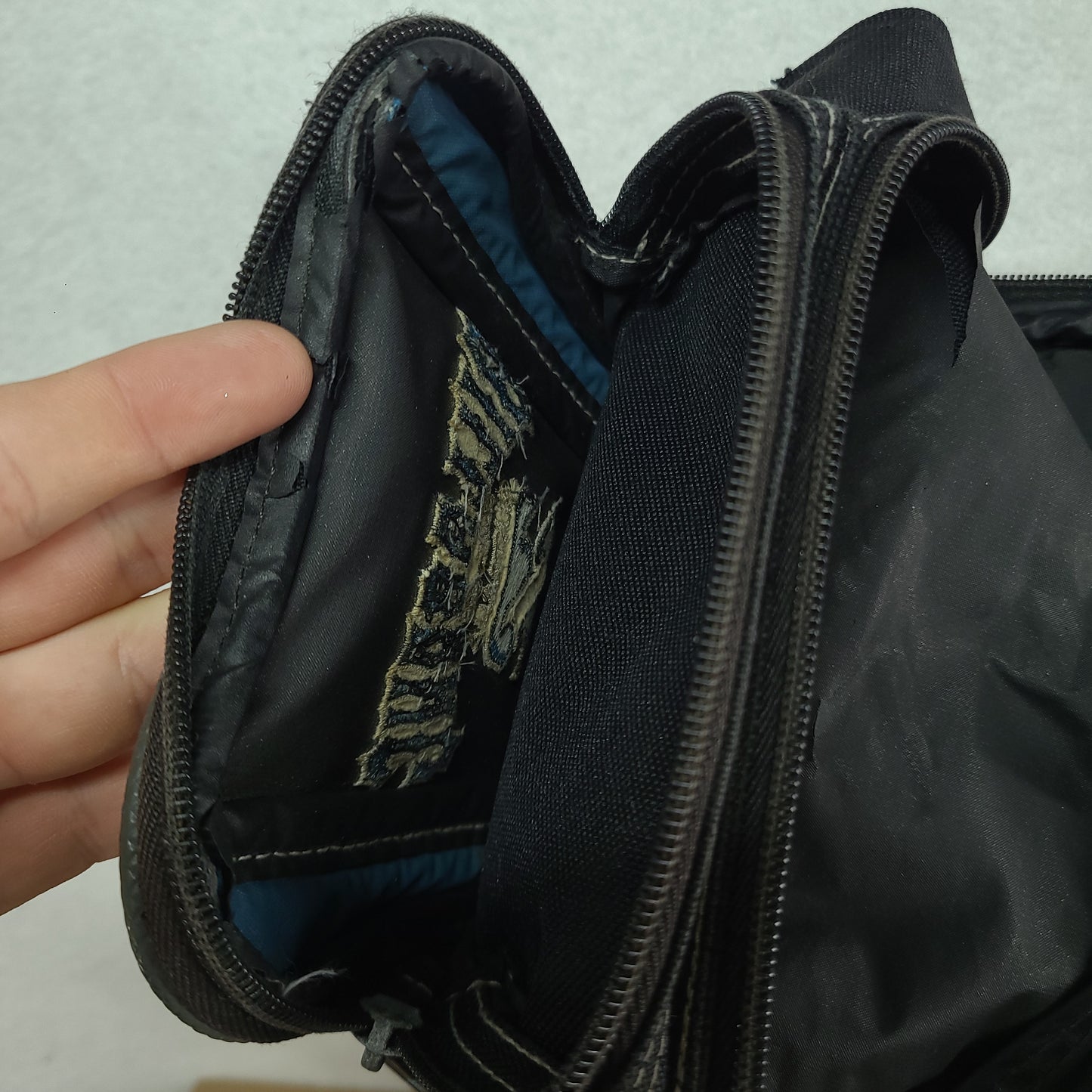 Vintage Billabong Bag Bum Bag Shoulder Pouch Travel Zip Polyester Collectors