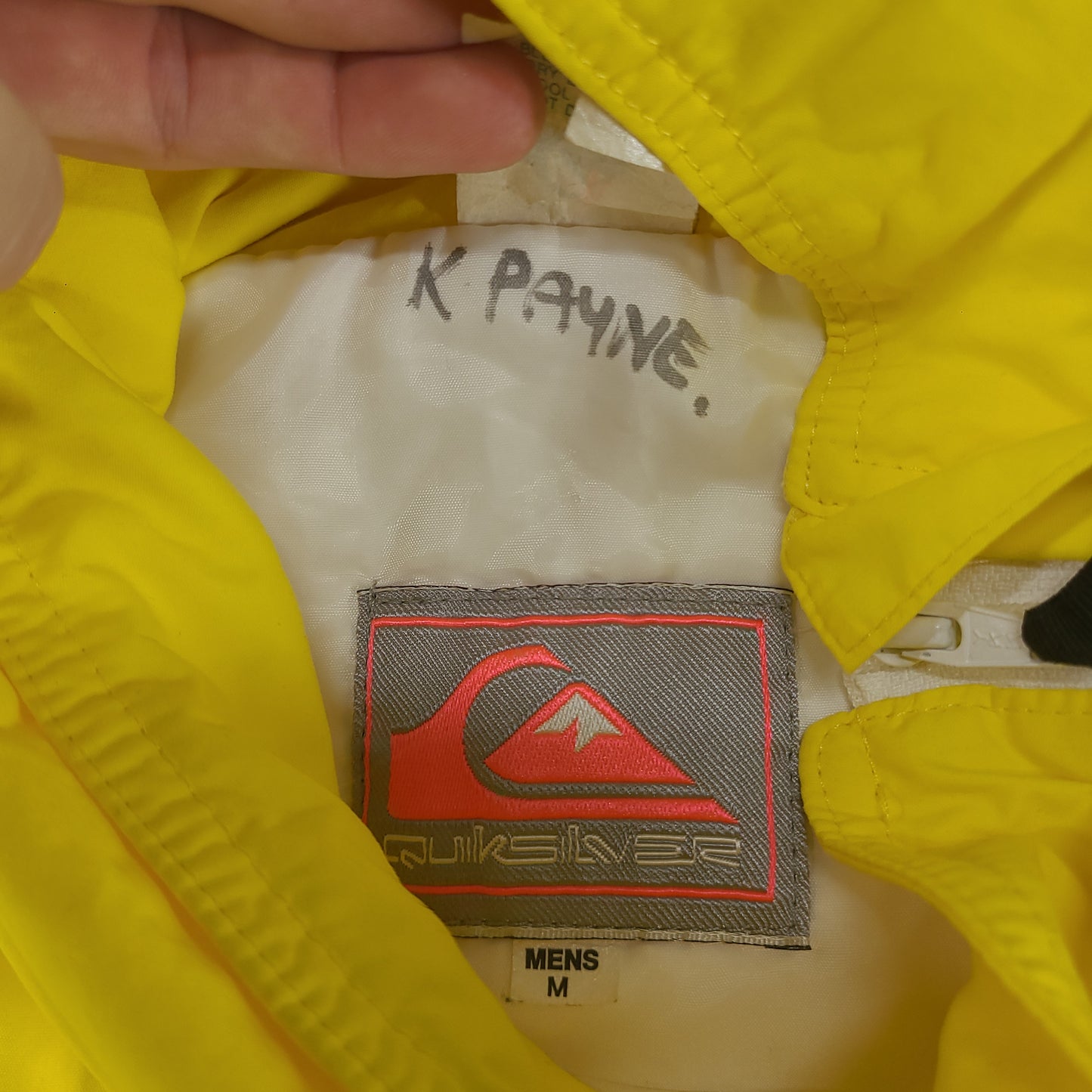 Vintage Quiksilver Jumper Windbreaker Yellow Size M Mens Nylon Pullover