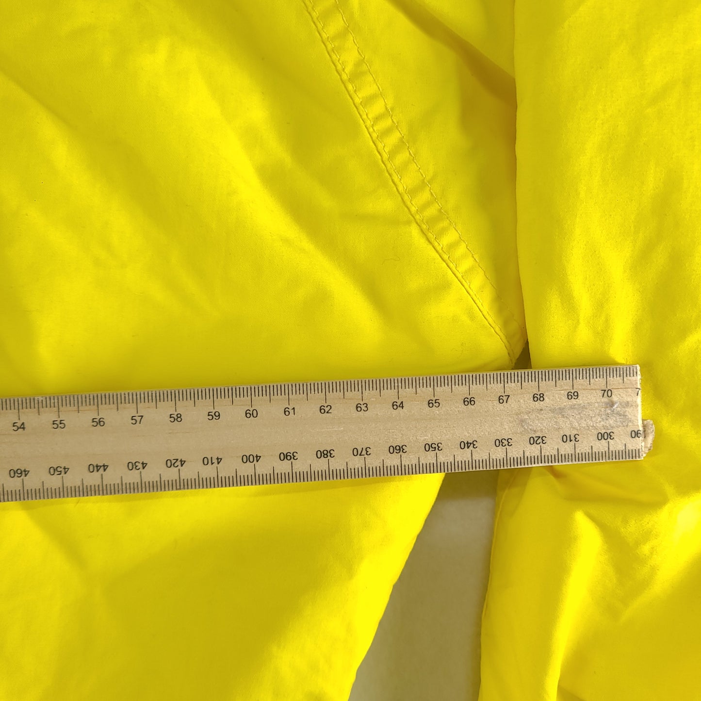 Vintage Quiksilver Jumper Windbreaker Yellow Size M Mens Nylon Pullover