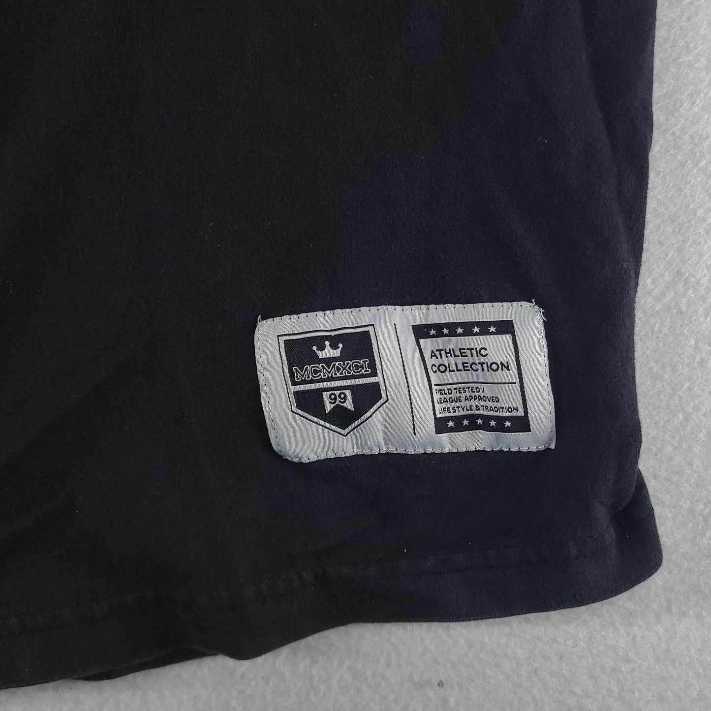 Southpole Shirt Black Size L Short Sleeve Button-Front Adult Cotton