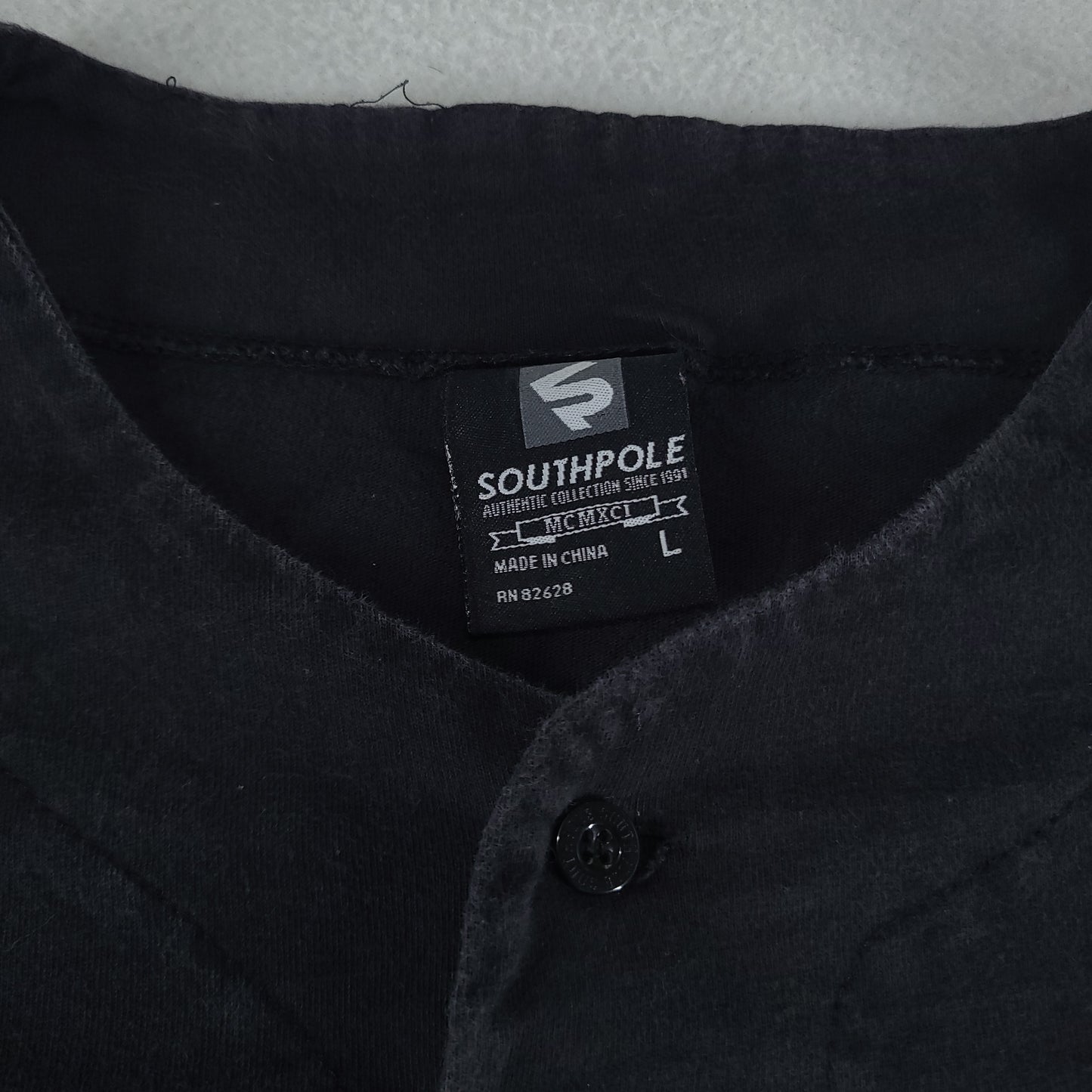Southpole Shirt Black Size L Short Sleeve Button-Front Adult Cotton