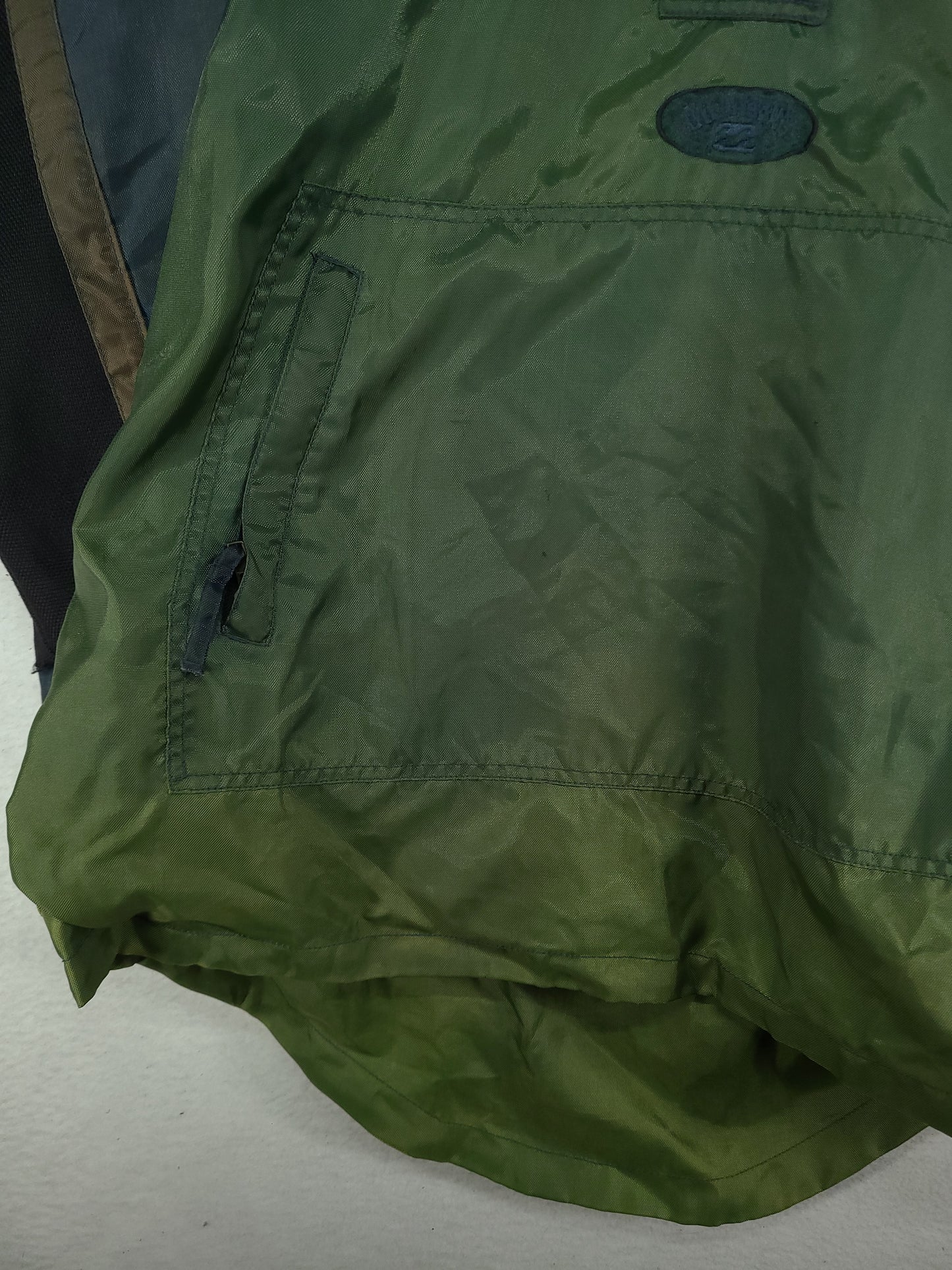 Vintage Billabong Jacket Size M Green Nylon Adult Qtr Zip Surf