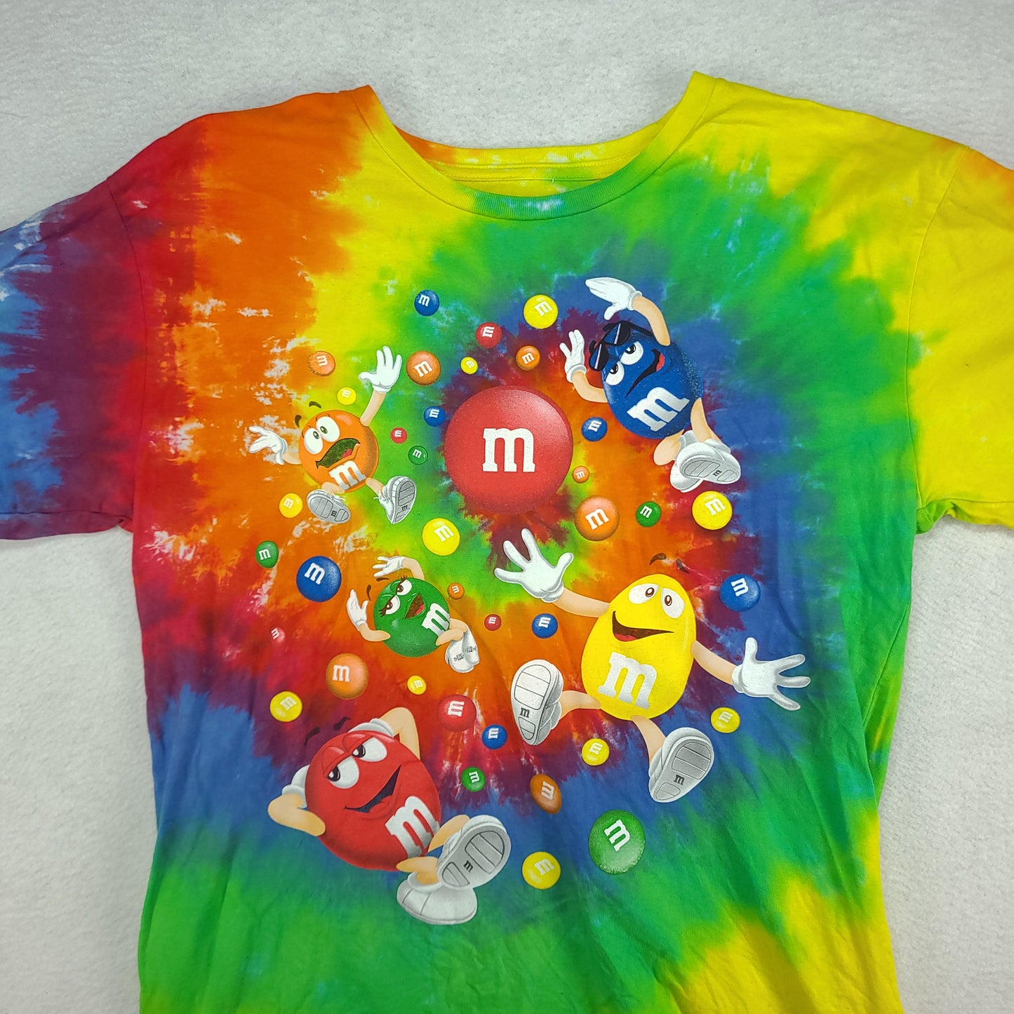 M&Ms Shirt Tie Dye Chocolate Short Sleeve Graphic Tee Size L Yellow Green Blue