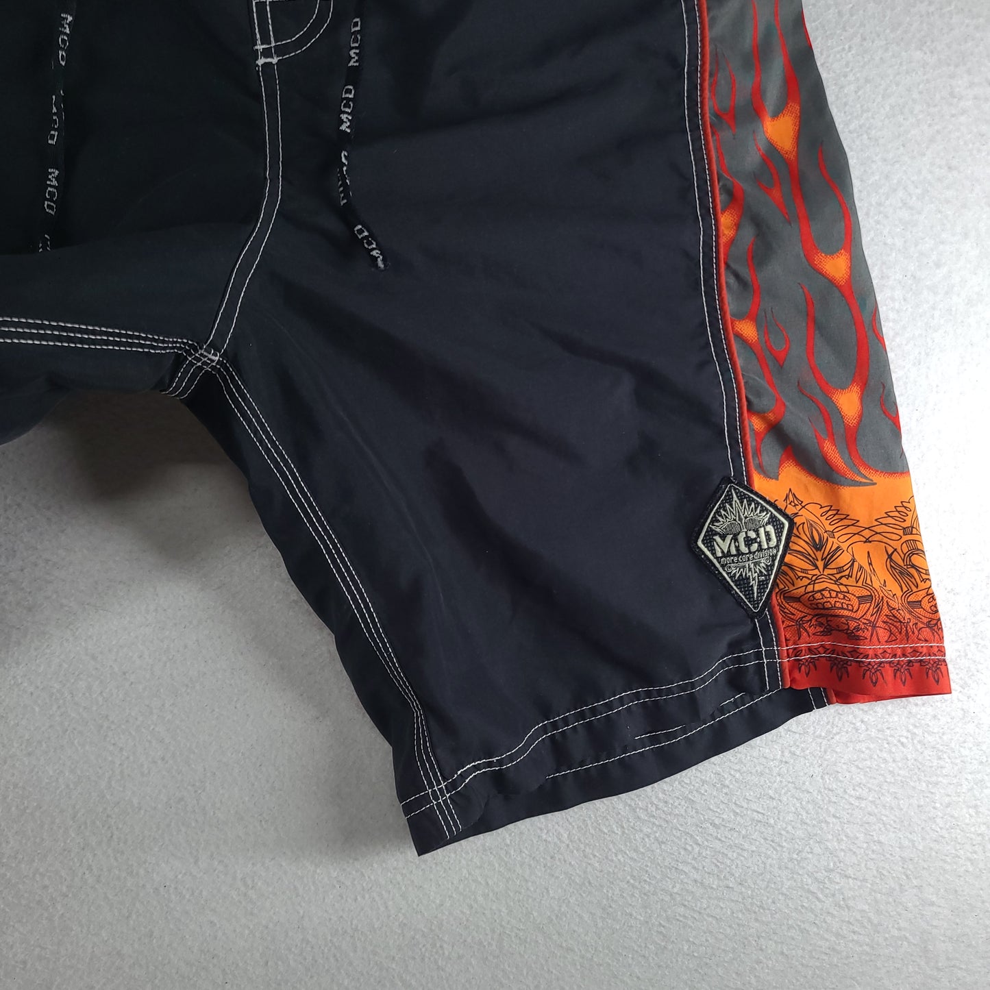 MCD Shorts Boardies Y2K Flame Drawstring Adult Size 34 Polyester