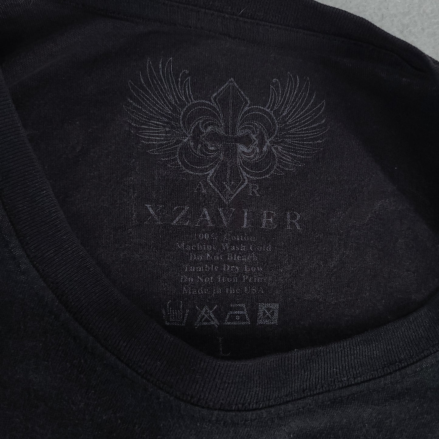 AXR Xzavier Shirt Short Sleeve Size L Grey Graphic Tee Y2K Style Casual Affliction Tribal Angelic Black