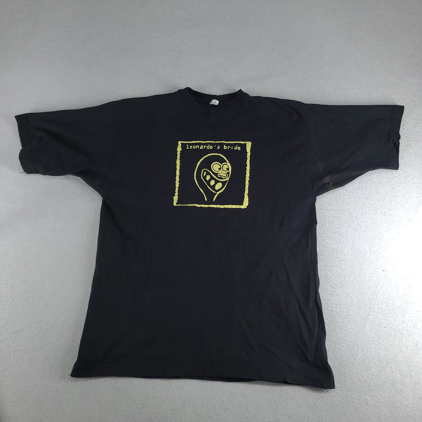 Vintage Leonardos Bride Shirt Size L Australian Pop 90s Rare Adult Tee Black