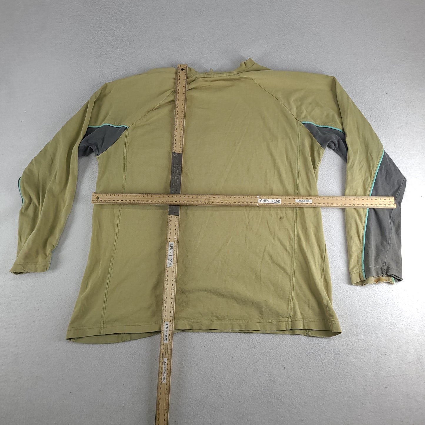 Vintage Byrning Spears Shirt Green Long Sleeve Thrashed Adult Mens Casual Size M Y2k Surf