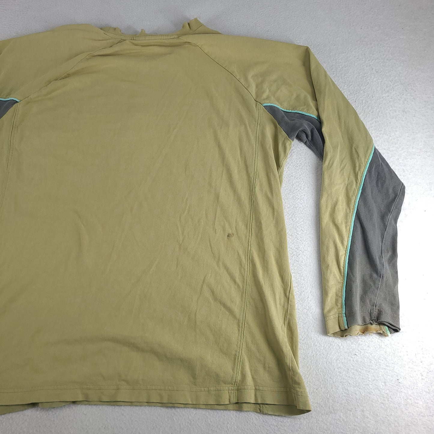 Vintage Byrning Spears Shirt Green Long Sleeve Thrashed Adult Mens Casual Size M Y2k Surf