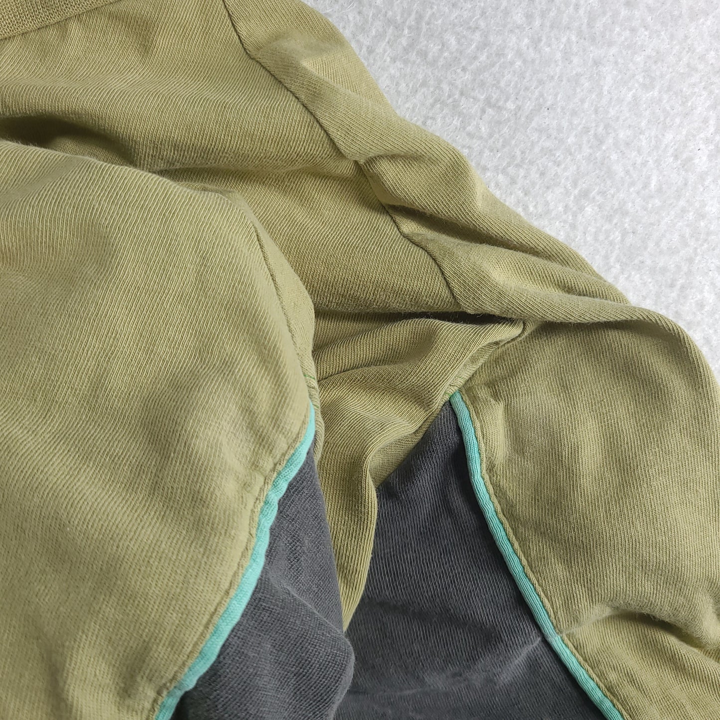 Vintage Byrning Spears Shirt Green Long Sleeve Thrashed Adult Mens Casual Size M Y2k Surf
